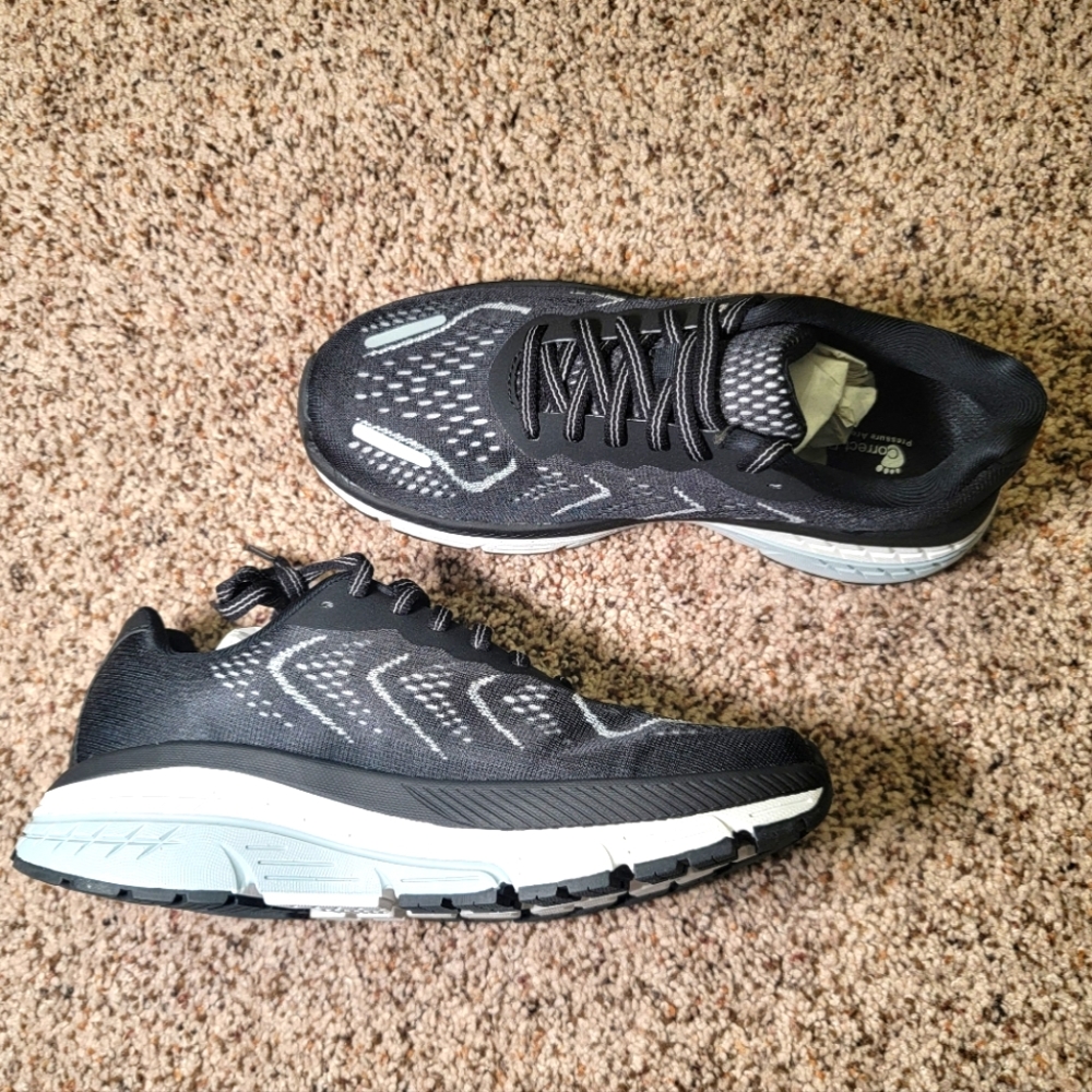 Sneakers // Walking // Light weight